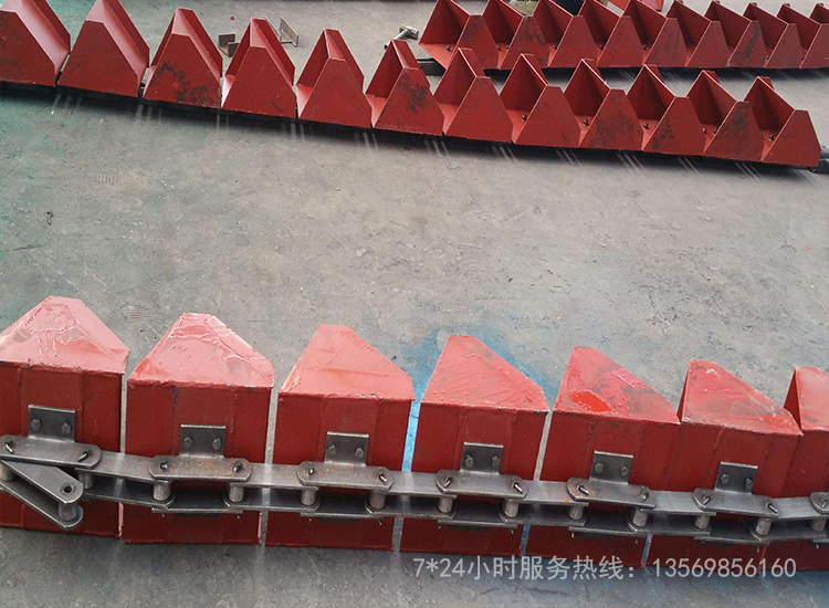 不同类型的提升机料斗在安装和维护上有哪些注意事项？